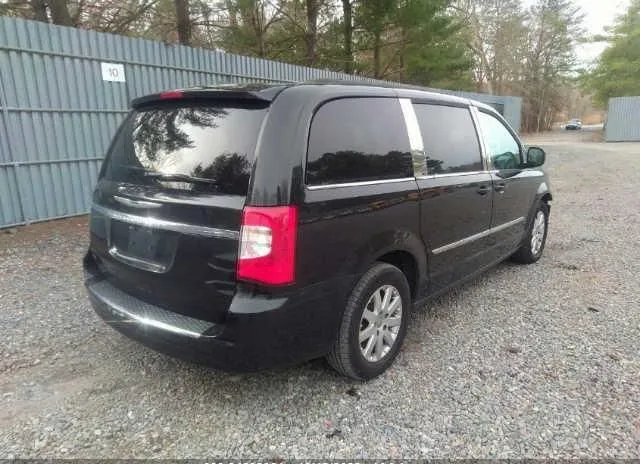 Photo 2 VIN: 2C4RC1BG3FR706330 - CHRYSLER TOWN & COUNTRY 