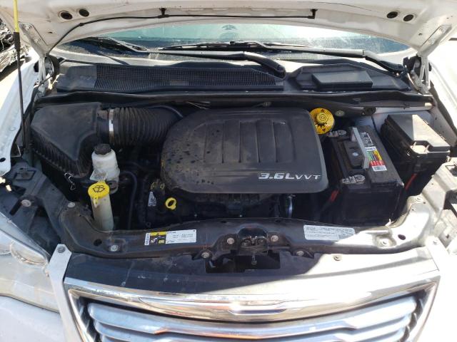 Photo 11 VIN: 2C4RC1BG3FR706943 - CHRYSLER TOWN & COU 