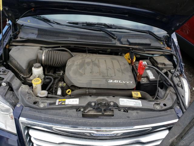 Photo 6 VIN: 2C4RC1BG3FR726223 - CHRYSLER TOWN &AMP COU 