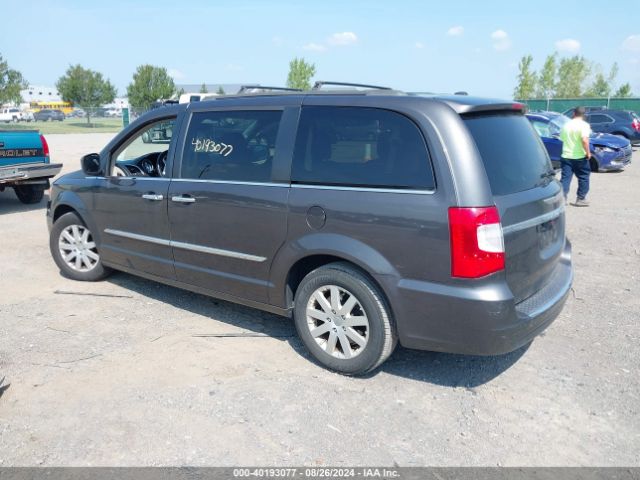 Photo 2 VIN: 2C4RC1BG3GR105291 - CHRYSLER TOWN AND COUNTRY 