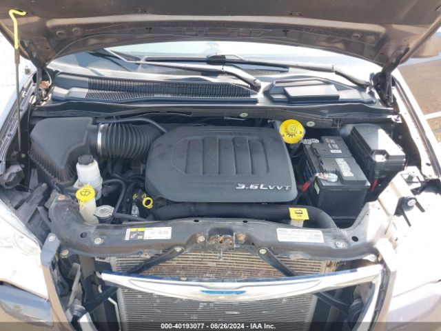 Photo 9 VIN: 2C4RC1BG3GR105291 - CHRYSLER TOWN AND COUNTRY 