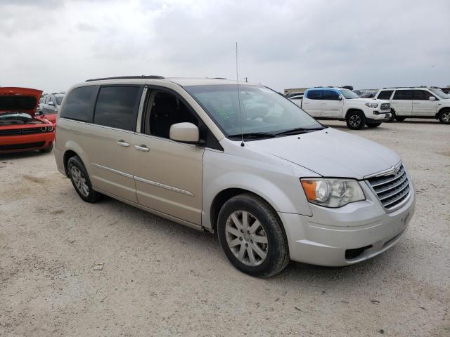 Photo 3 VIN: 2C4RC1BG3GR166639 - CHRYSLER TOWN & COU 