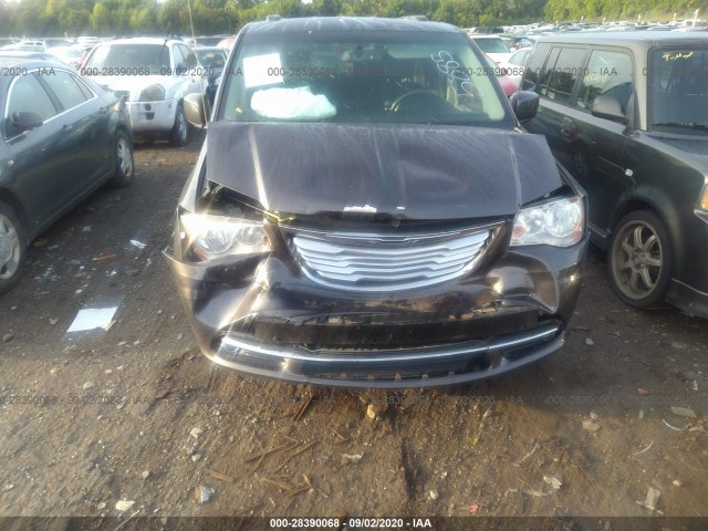 Photo 5 VIN: 2C4RC1BG3GR185885 - CHRYSLER TOWN & COUNTRY 