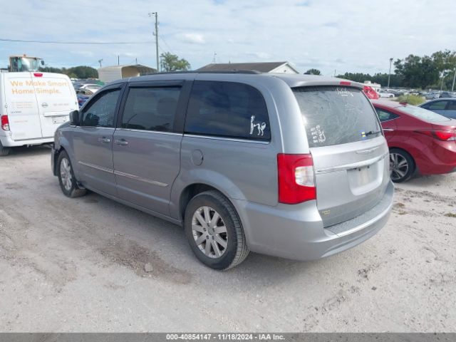 Photo 2 VIN: 2C4RC1BG3GR186681 - CHRYSLER TOWN AND COUNTRY 