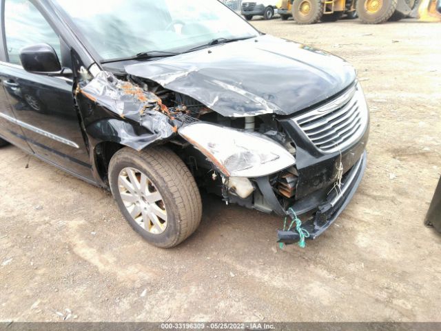 Photo 5 VIN: 2C4RC1BG3GR228539 - CHRYSLER TOWN & COUNTRY 