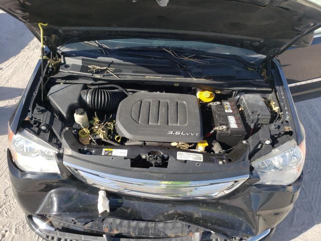 Photo 6 VIN: 2C4RC1BG3GR231702 - CHRYSLER TOWN & COU 