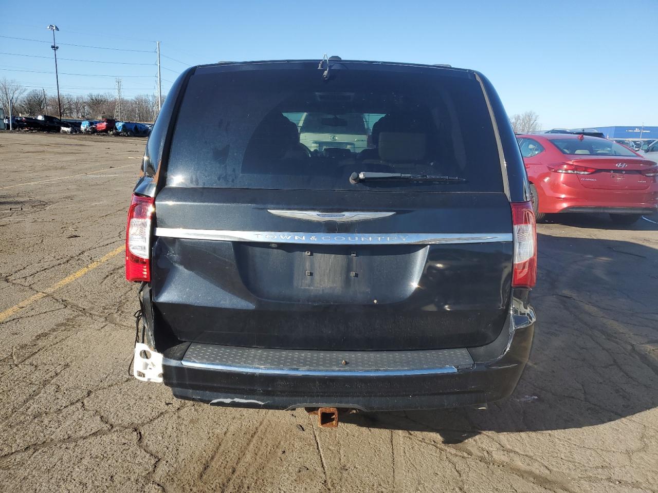 Photo 5 VIN: 2C4RC1BG3GR256812 - CHRYSLER TOWN & COUNTRY 