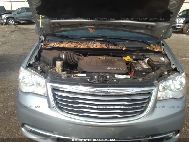 Photo 9 VIN: 2C4RC1BG3GR268409 - CHRYSLER TOWN & COUNTRY 