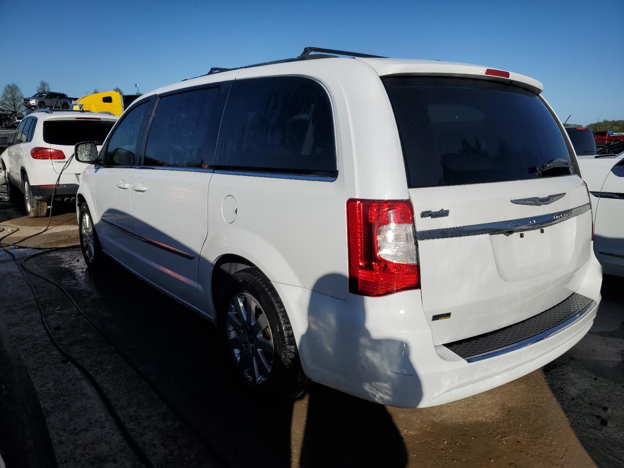 Photo 1 VIN: 2C4RC1BG3GR281063 - CHRYSLER TOWN & COUNTRY 