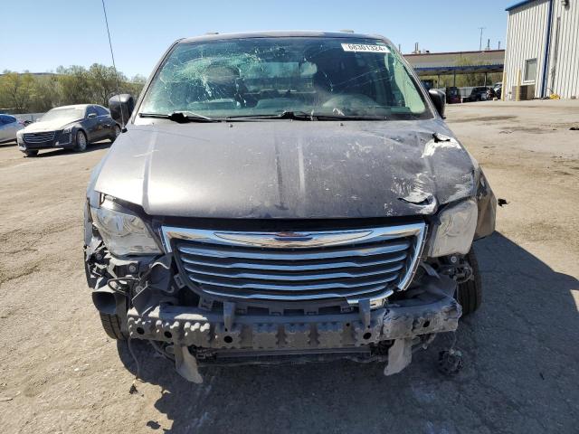 Photo 4 VIN: 2C4RC1BG3GR301358 - CHRYSLER TOWN & COU 