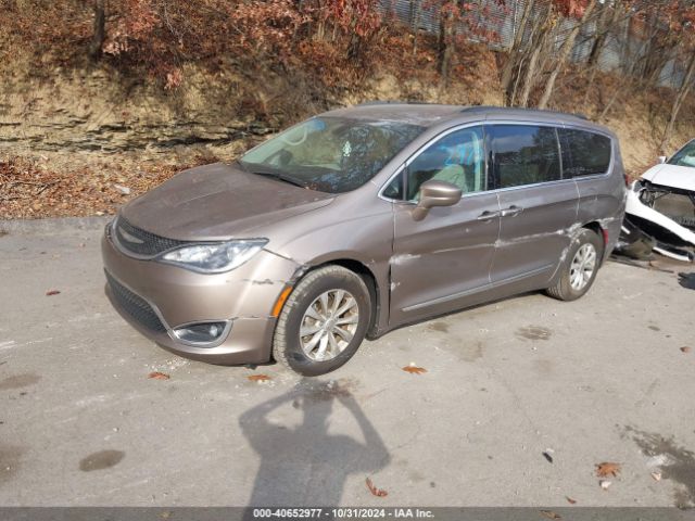 Photo 1 VIN: 2C4RC1BG3HR537929 - CHRYSLER PACIFICA 