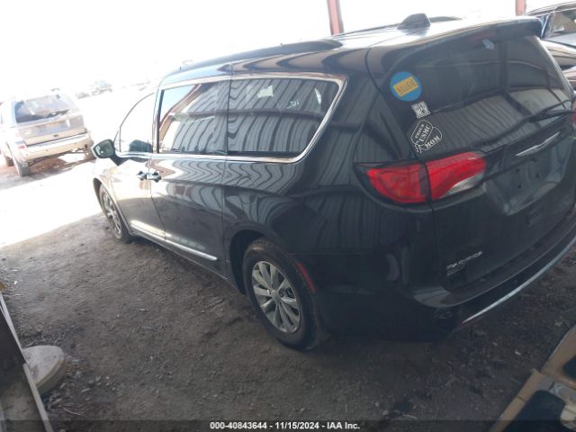 Photo 2 VIN: 2C4RC1BG3HR598794 - CHRYSLER PACIFICA 