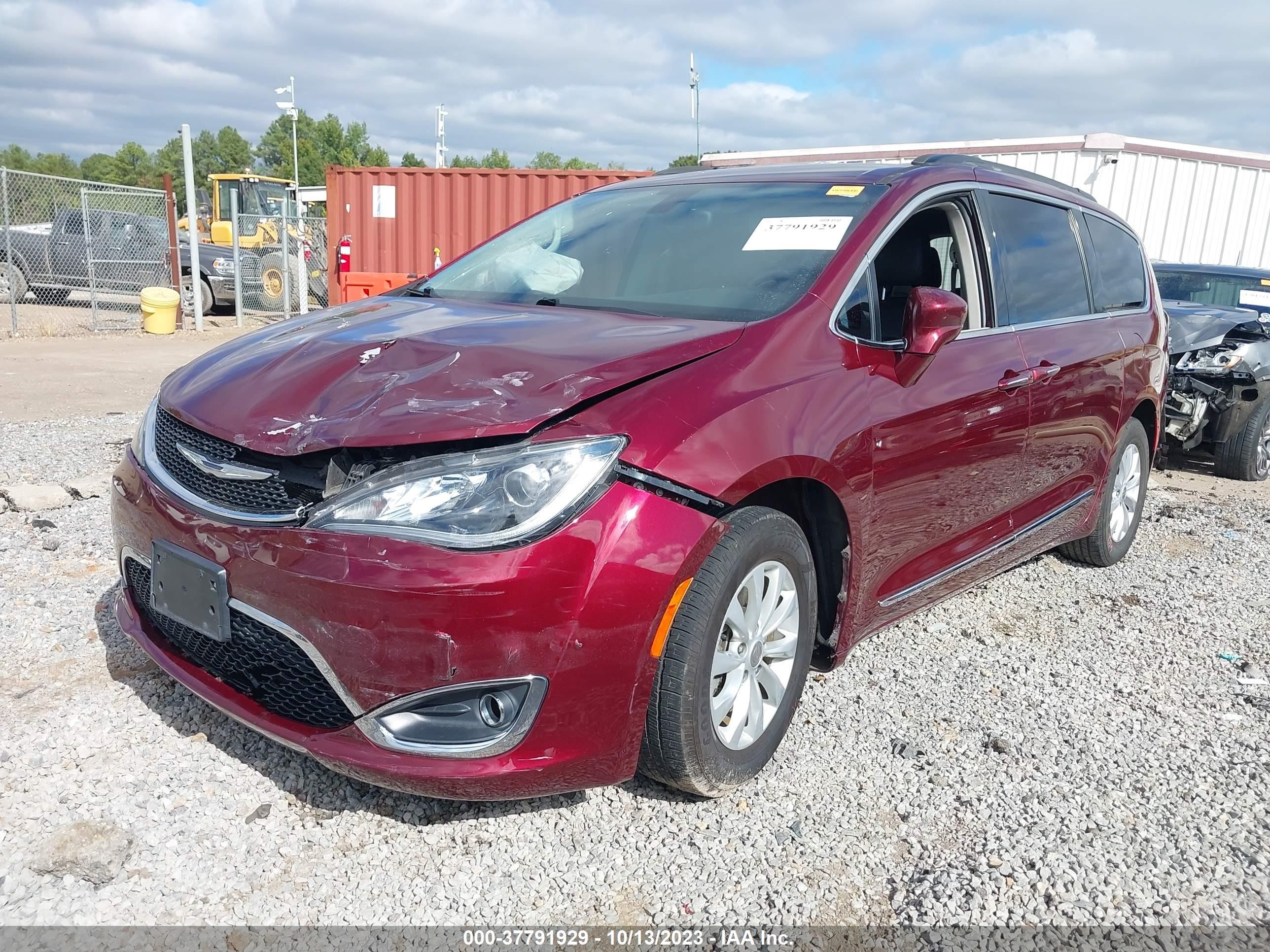 Photo 1 VIN: 2C4RC1BG3HR642616 - CHRYSLER PACIFICA 