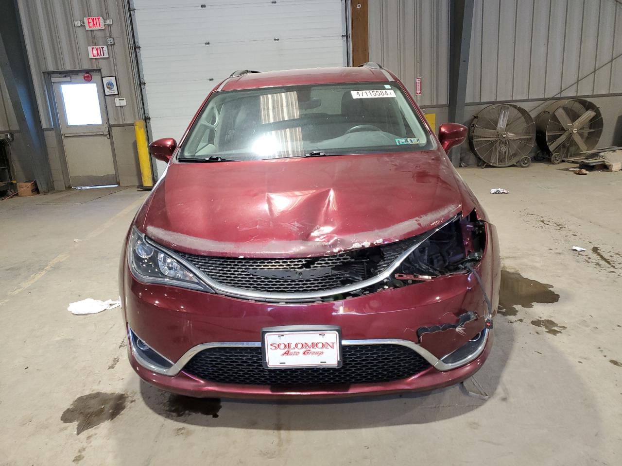 Photo 4 VIN: 2C4RC1BG3HR665572 - CHRYSLER PACIFICA 