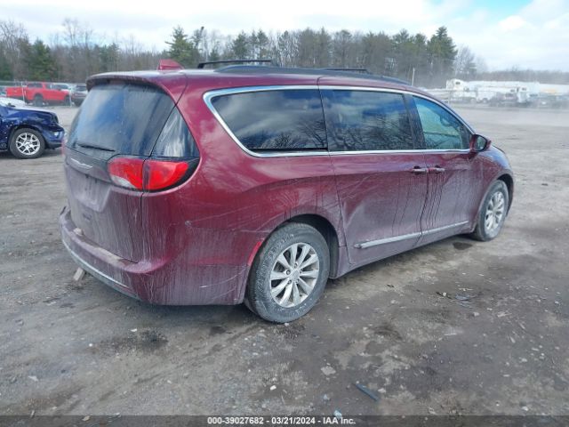 Photo 3 VIN: 2C4RC1BG3HR752761 - CHRYSLER PACIFICA 