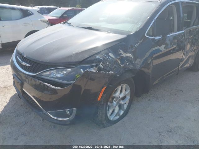 Photo 5 VIN: 2C4RC1BG3HR811646 - CHRYSLER PACIFICA 