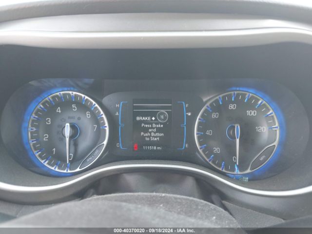 Photo 6 VIN: 2C4RC1BG3HR811646 - CHRYSLER PACIFICA 