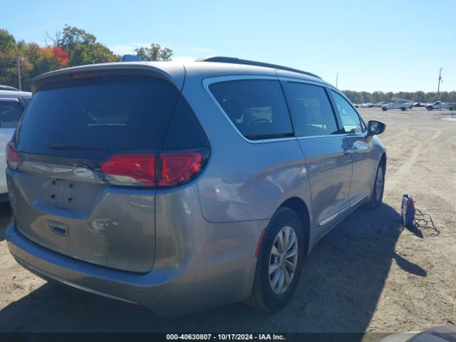 Photo 3 VIN: 2C4RC1BG3HR837390 - CHRYSLER PACIFICA 