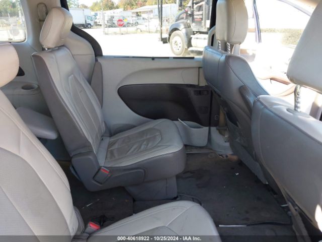 Photo 7 VIN: 2C4RC1BG3JR114385 - CHRYSLER PACIFICA 