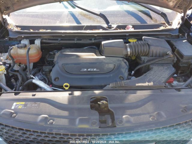 Photo 9 VIN: 2C4RC1BG3JR114385 - CHRYSLER PACIFICA 