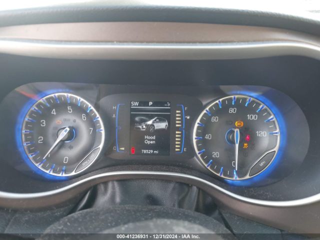 Photo 6 VIN: 2C4RC1BG3JR262102 - CHRYSLER PACIFICA 