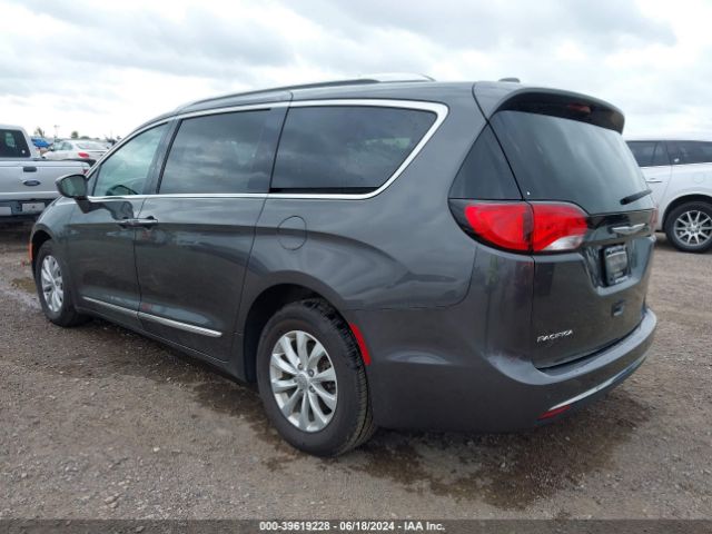 Photo 2 VIN: 2C4RC1BG3KR570453 - CHRYSLER PACIFICA 