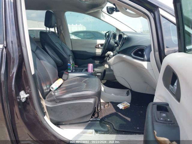 Photo 4 VIN: 2C4RC1BG3KR613530 - CHRYSLER PACIFICA 