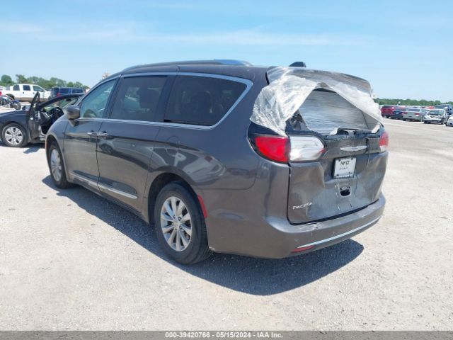 Photo 2 VIN: 2C4RC1BG3KR680855 - CHRYSLER PACIFICA 