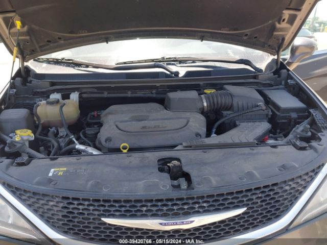 Photo 9 VIN: 2C4RC1BG3KR680855 - CHRYSLER PACIFICA 