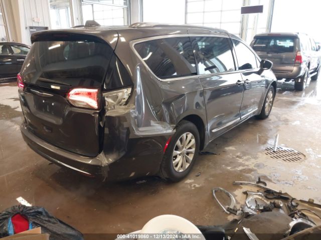 Photo 3 VIN: 2C4RC1BG3KR685540 - CHRYSLER PACIFICA 