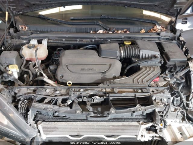 Photo 9 VIN: 2C4RC1BG3KR685540 - CHRYSLER PACIFICA 