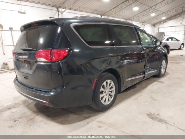 Photo 3 VIN: 2C4RC1BG3LR112400 - CHRYSLER PACIFICA 