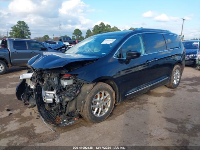 Photo 1 VIN: 2C4RC1BG3LR272454 - CHRYSLER PACIFICA 