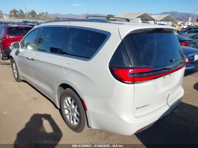 Photo 2 VIN: 2C4RC1BG3MR528397 - CHRYSLER PACIFICA 