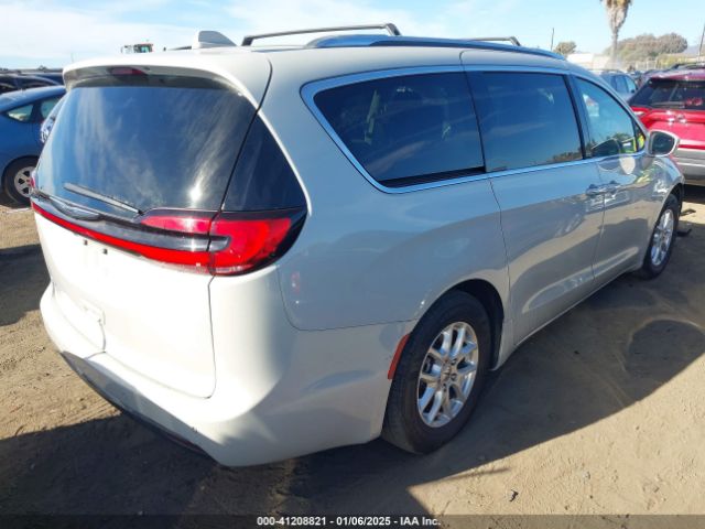 Photo 3 VIN: 2C4RC1BG3MR528397 - CHRYSLER PACIFICA 