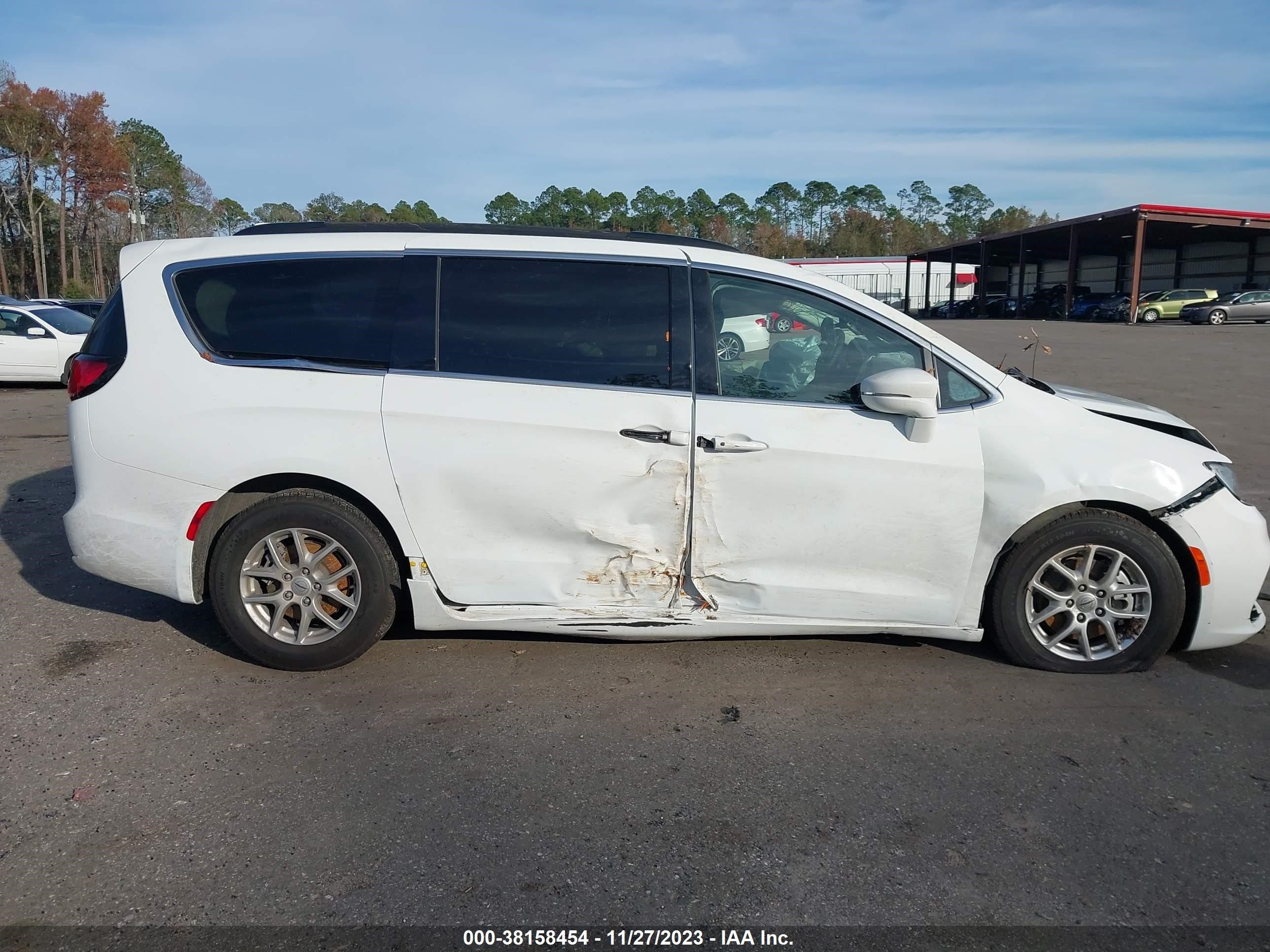 Photo 12 VIN: 2C4RC1BG3NR177167 - CHRYSLER PACIFICA 