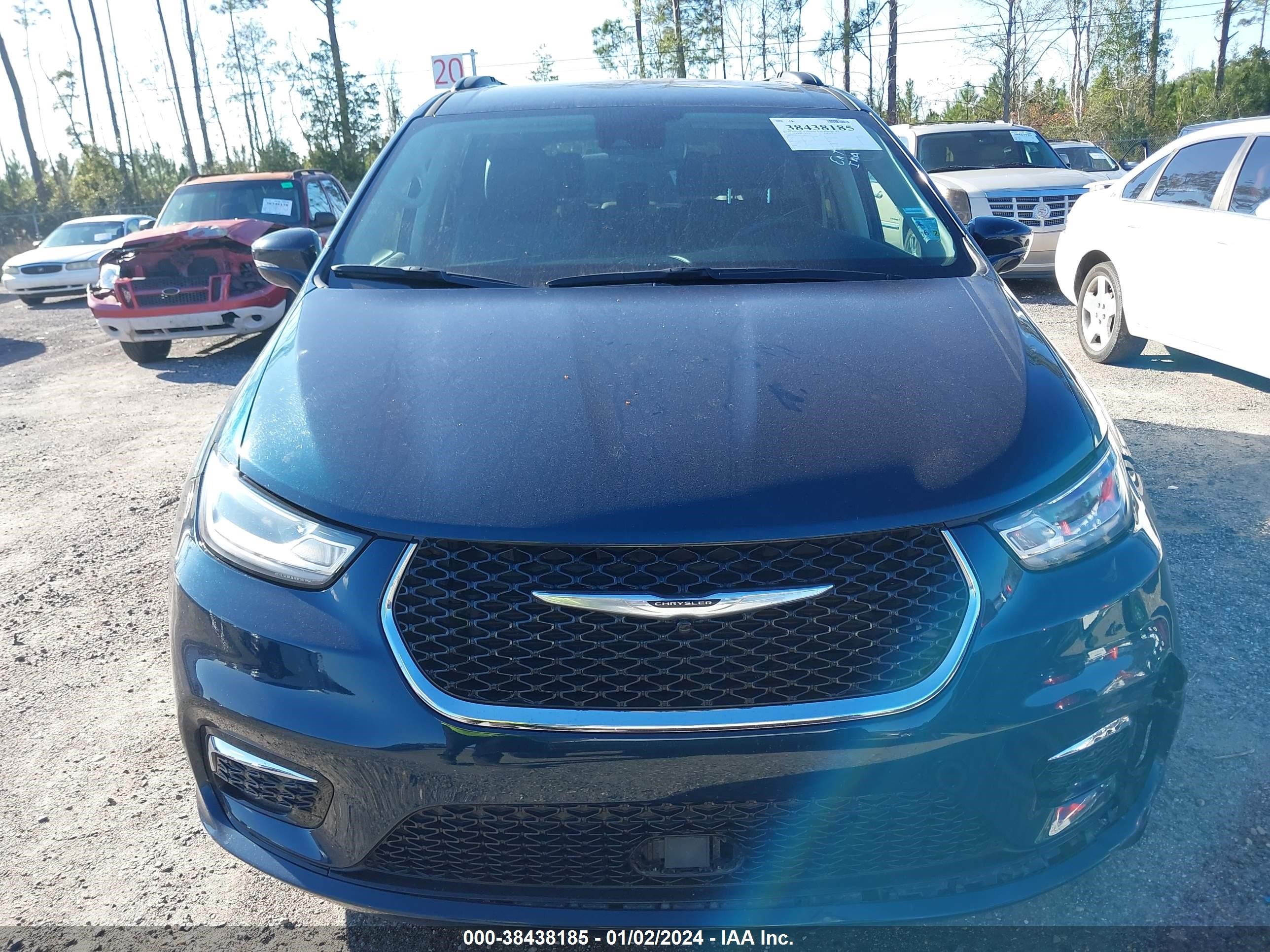 Photo 11 VIN: 2C4RC1BG3NR182210 - CHRYSLER PACIFICA 