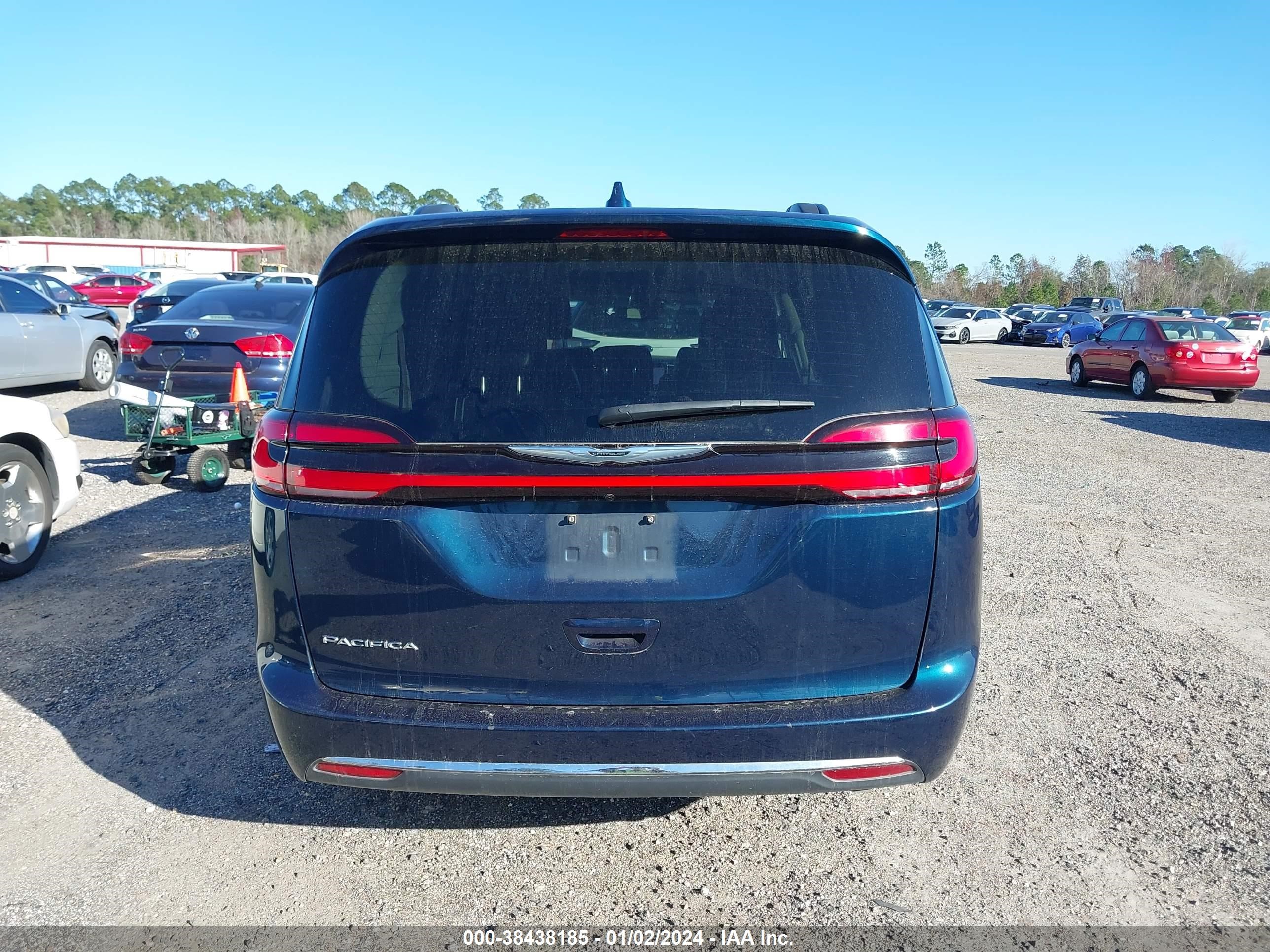 Photo 15 VIN: 2C4RC1BG3NR182210 - CHRYSLER PACIFICA 