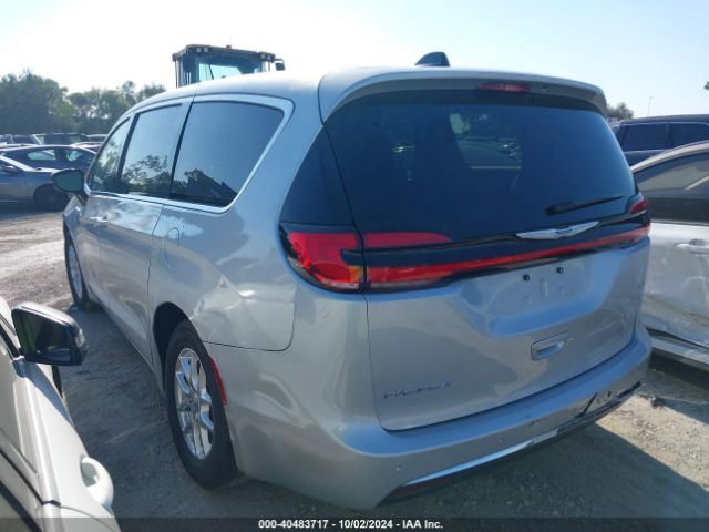 Photo 2 VIN: 2C4RC1BG3RR149908 - CHRYSLER PACIFICA 