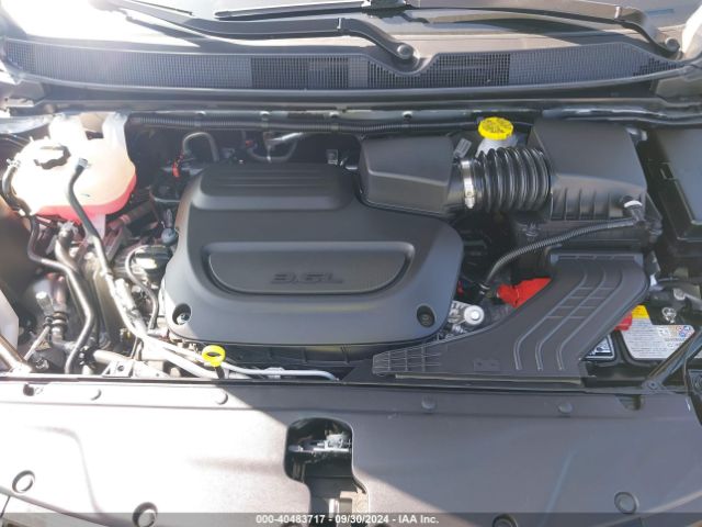 Photo 9 VIN: 2C4RC1BG3RR149908 - CHRYSLER PACIFICA 