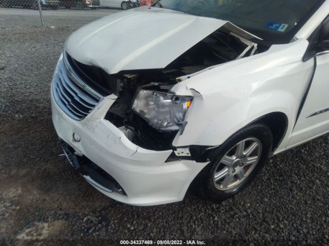 Photo 5 VIN: 2C4RC1BG4CR189129 - CHRYSLER TOWN & COUNTRY 