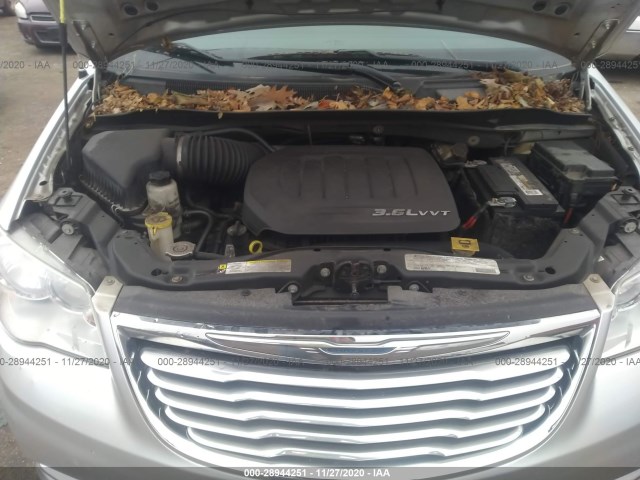 Photo 9 VIN: 2C4RC1BG4CR312931 - CHRYSLER TOWN & COUNTRY 