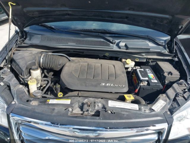 Photo 9 VIN: 2C4RC1BG4CR338610 - CHRYSLER TOWN & COUNTRY 