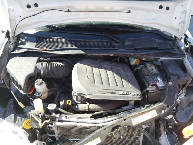 Photo 6 VIN: 2C4RC1BG4CR390111 - CHRYSLER TOWN &AMP COU 