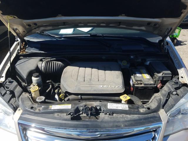 Photo 6 VIN: 2C4RC1BG4DR512418 - CHRYSLER TOWN & COU 