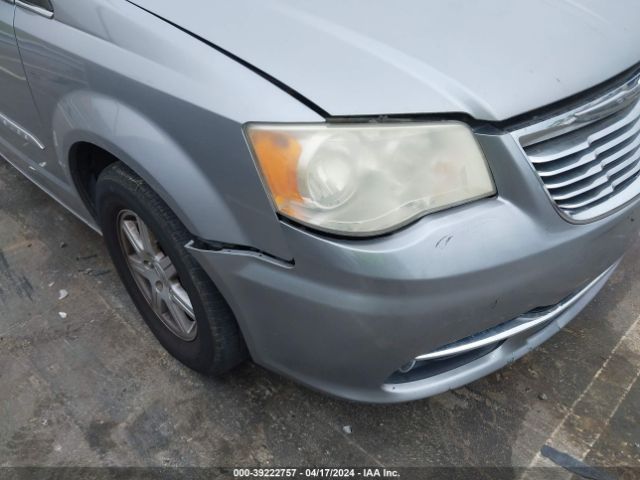 Photo 5 VIN: 2C4RC1BG4DR630436 - CHRYSLER TOWN & COUNTRY 