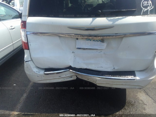 Photo 5 VIN: 2C4RC1BG4DR653070 - CHRYSLER TOWN & COUNTRY 