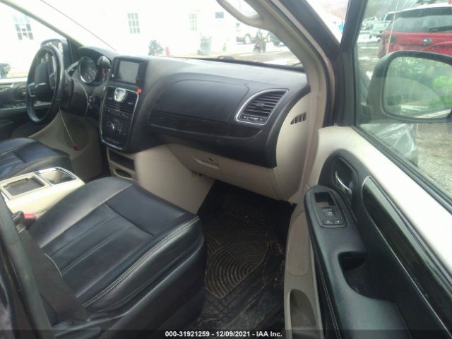 Photo 4 VIN: 2C4RC1BG4DR677045 - CHRYSLER TOWN & COUNTRY 