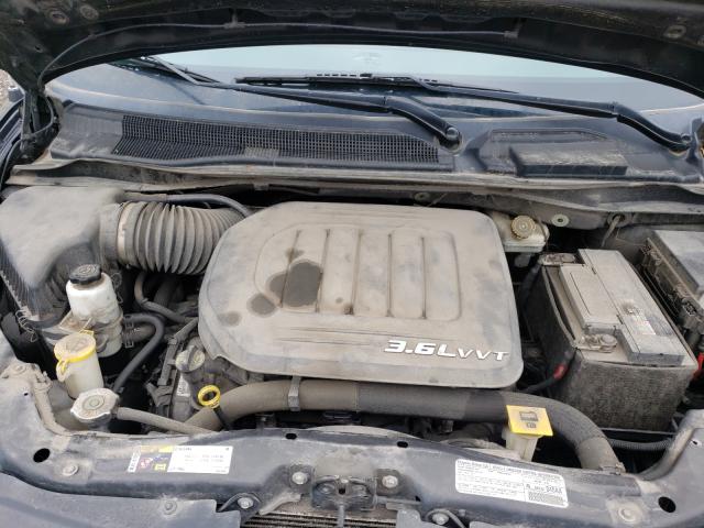 Photo 6 VIN: 2C4RC1BG4DR704650 - CHRYSLER TOWN &AMP COU 