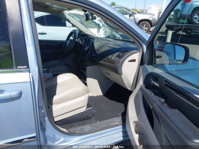 Photo 4 VIN: 2C4RC1BG4DR734716 - CHRYSLER TOWN & COUNTRY 